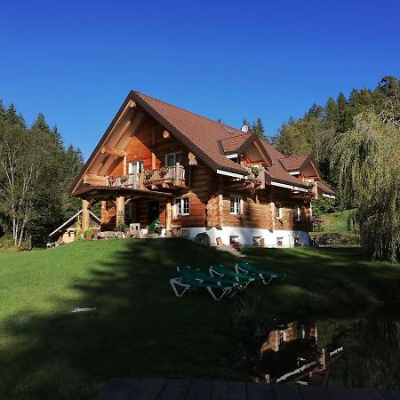Chalet Le Dorf Noetsch Exterior photo
