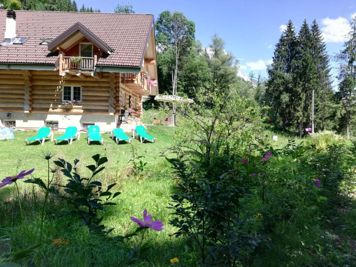 Chalet Le Dorf Noetsch Exterior photo