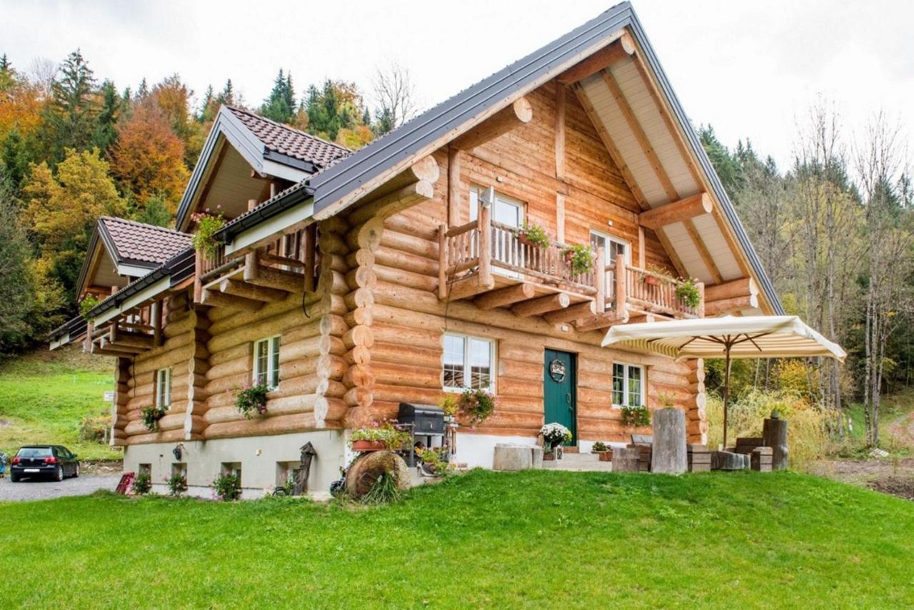 Chalet Le Dorf Noetsch Exterior photo