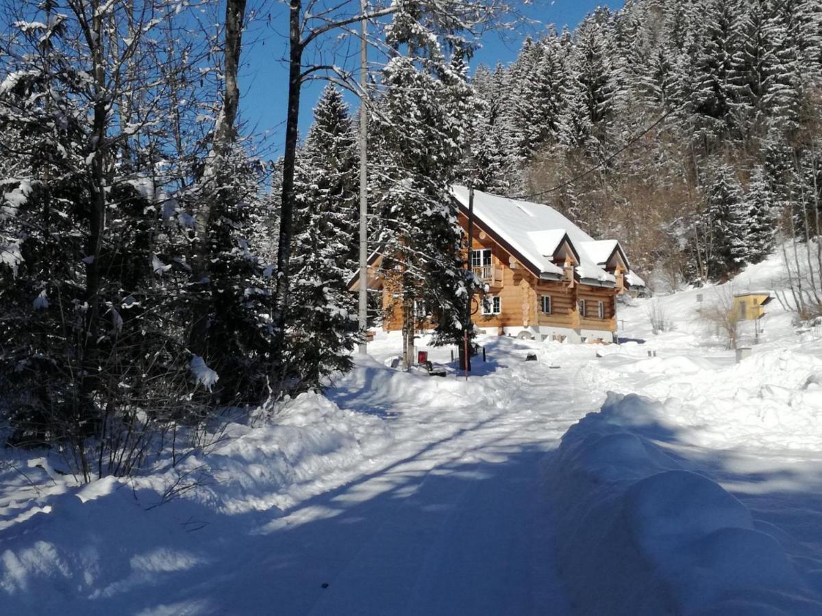 Chalet Le Dorf Noetsch Exterior photo
